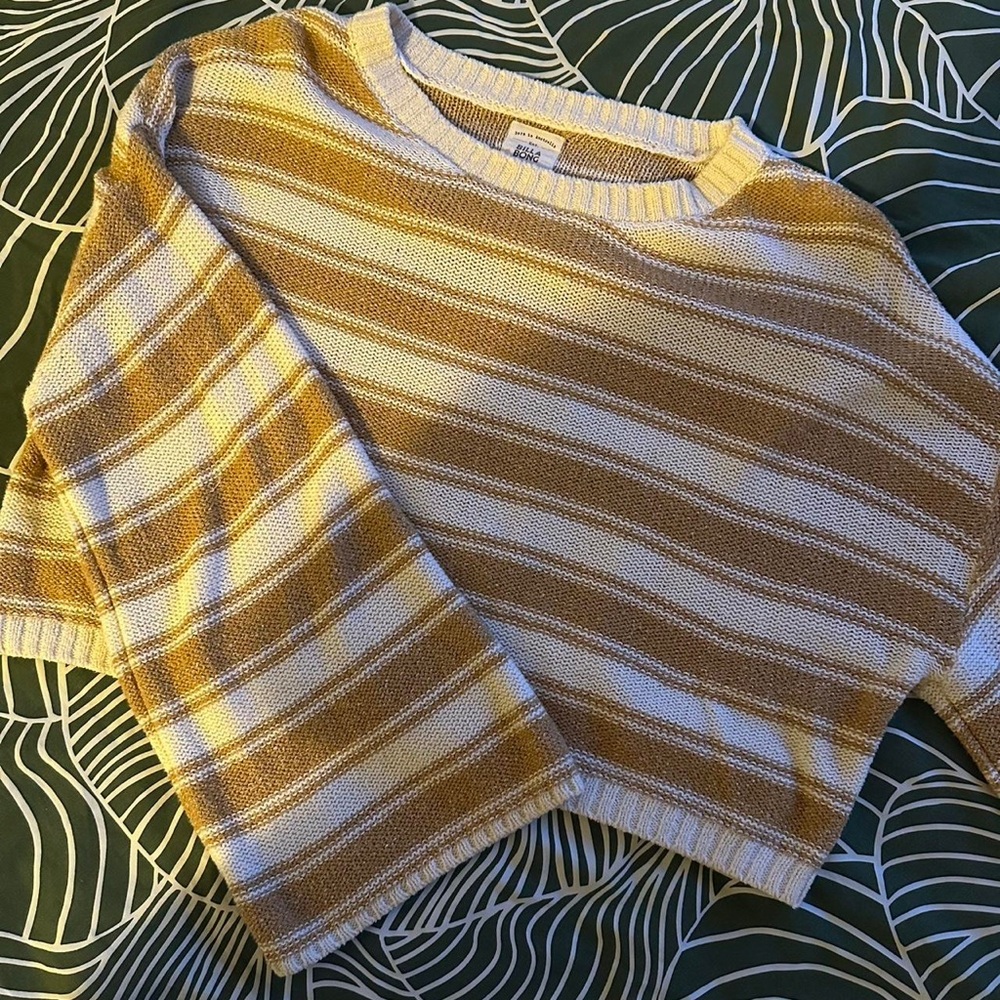 Billabong Golden and Cream Striped Sweater